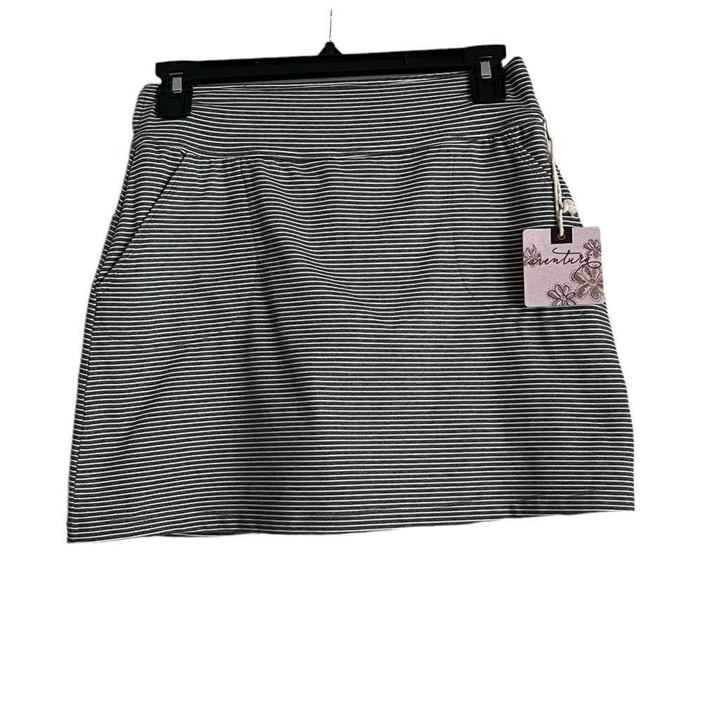 Women’s tennis skorts NWT